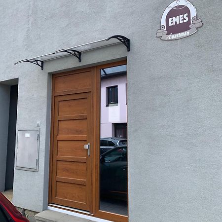 Apartman Emes S Terasou Kežmarok Екстериор снимка
